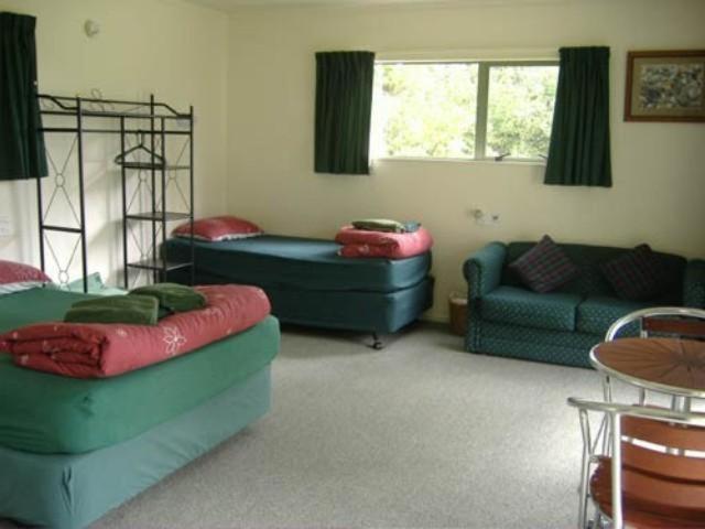 Yha Opoutere Hostel Rom bilde